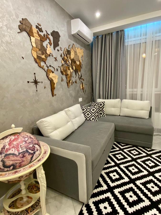 Vip Apartment In Odessa 外观 照片
