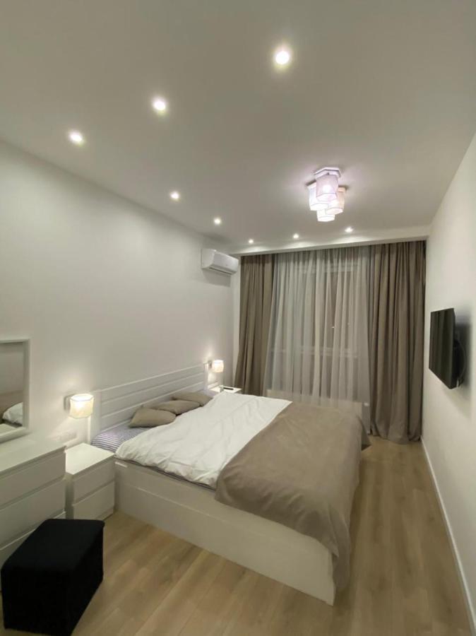 Vip Apartment In Odessa 外观 照片